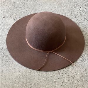 *NWT* Nine West Wool Felt Floppy Hat